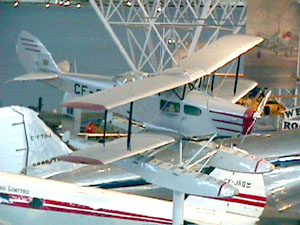 Hydravion de Havilland D.H.83C Fox Moth, datant de 1947